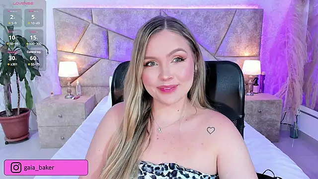 GaiaBaker online show from December 20, 1:36 am