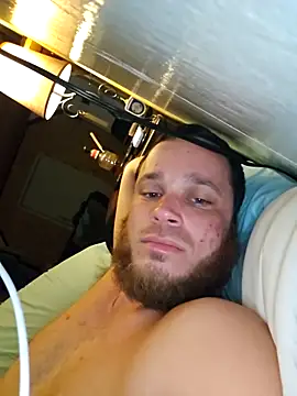 Snapshot of Swag95 chatting on March 8, 6:39 am Swag95 online show from March 8, 6:39 am