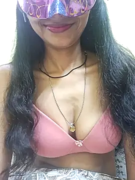 Snapshot of Nandinip2706 chatting on July 23, 8:45 am Nandinip2706 online show from July 23, 8:45 am