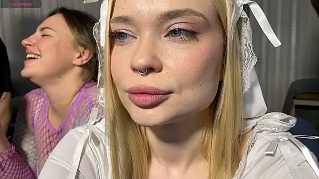 dollfromvenus online show from February 15, 11:23 pm