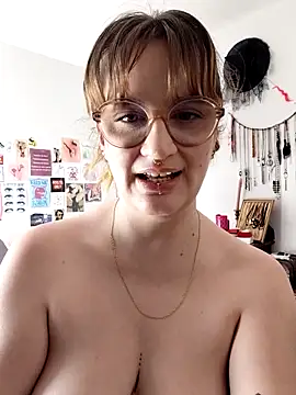 PrincesseMalicia online show from April 14, 1:28 pm