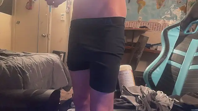 Snapshot of deadpi chatting on March 7, 1:29 pm deadpi online show from March 7, 1:29 pm