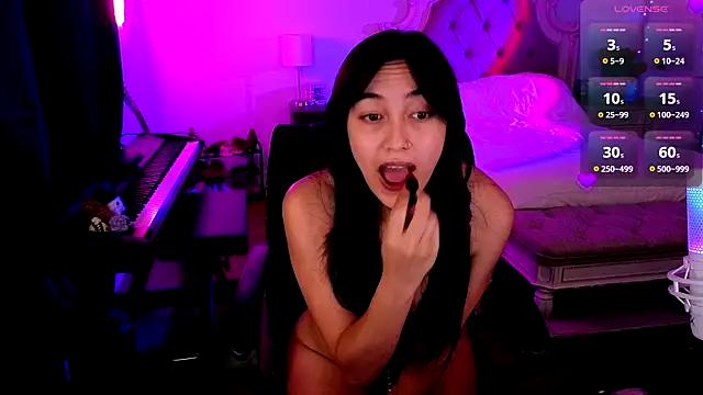 JasmineWinters online show from July 12, 10:34 pm