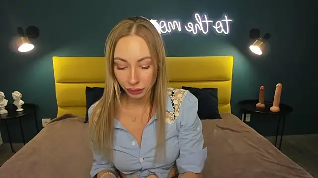 Diana Garrett online show from April 16, 8:59 am