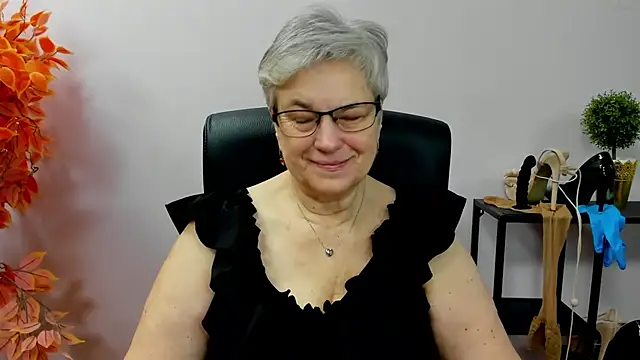 IrisDream online show from October 30, 7:21 am