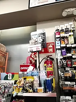 Snapshot of Bola453 chatting on February 21, 7:42 am Bola453 online show from February 21, 7:42 am