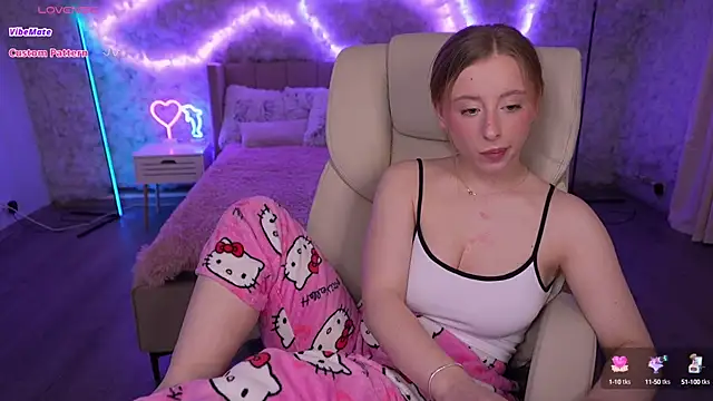 SilverrMoon online show from February 25, 11:11 pm