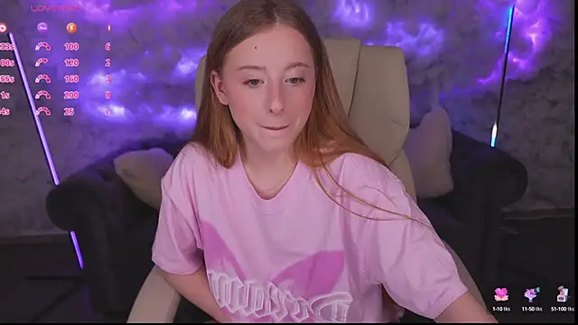 SilverrMoon online show from March 11, 1:48 am