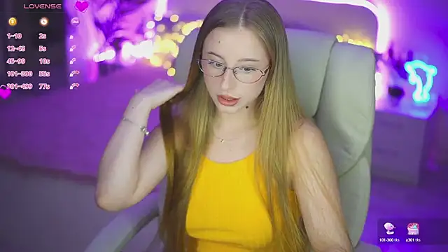 SilverrMoon online show from September 24, 12:41 pm