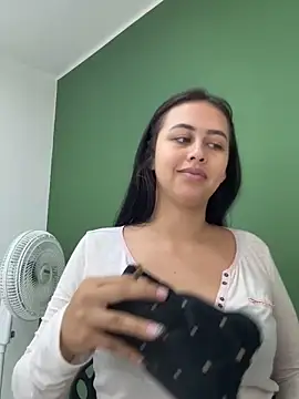 iiris  online show from November 19, 4:07 pm