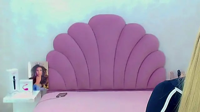 briana sex32 online show from February 19, 2:51 am