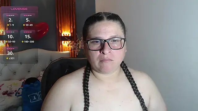 Snapshot of katty_femdom chatting on February 15, 12:14 pm katty femdom online show from February 15, 12:14 pm