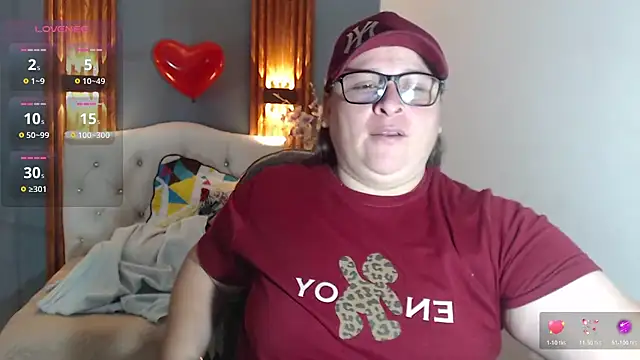 Snapshot of katty_femdom chatting on February 19, 12:01 pm katty femdom online show from February 19, 12:01 pm