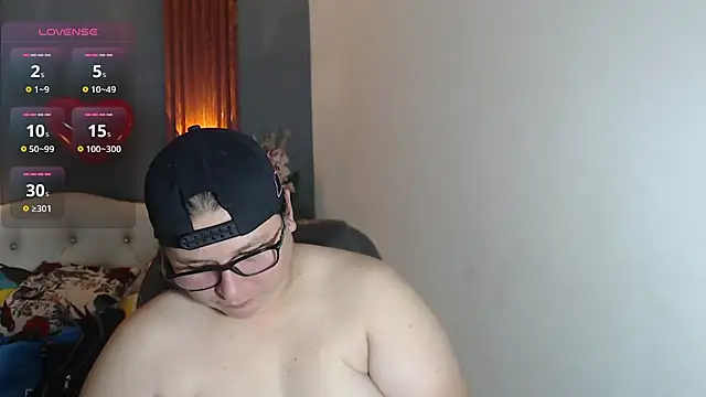 Snapshot of katty_femdom chatting on February 20, 12:38 pm katty femdom online show from February 20, 12:38 pm