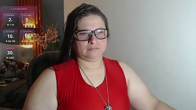 Snapshot of katty_femdom chatting on February 23, 9:50 am katty femdom online show from February 23, 9:50 am