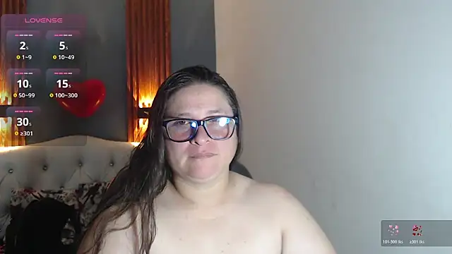 Snapshot of katty_femdom chatting on February 27, 9:42 am katty femdom online show from February 27, 9:42 am