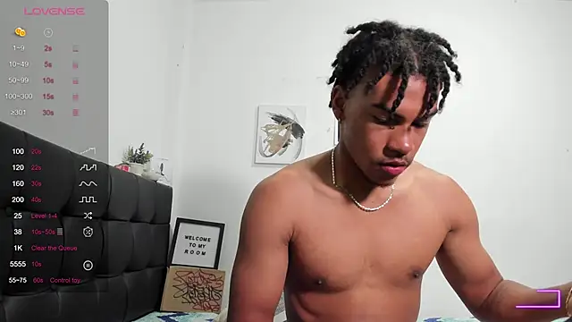 RoddyRich11 online show from October 22, 12:27 pm