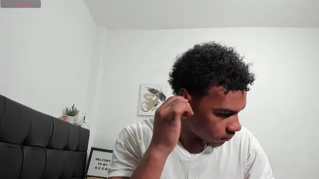 RoddyRich11 online show from December 19, 12:23 pm