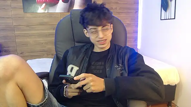 jhoellx online show from December 5, 12:22 pm