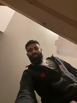 Snapshot of metissex chatting on February 13, 2:02 pm metissex online show from February 13, 2:02 pm