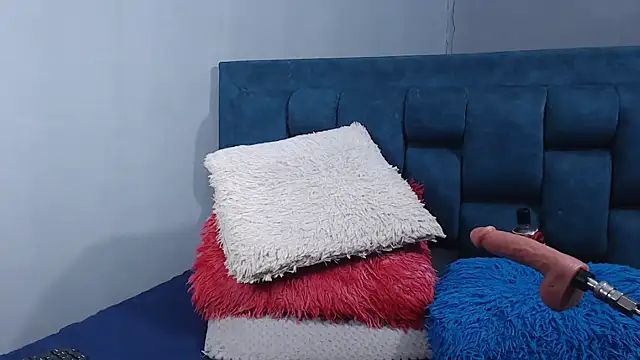 GabySteven online show from February 25, 8:46 am