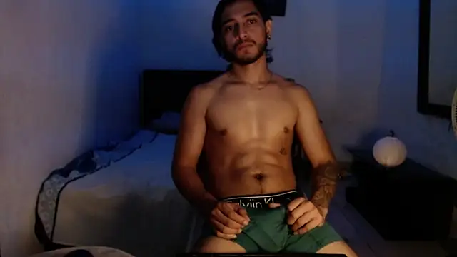 maxximus 100 online show from January 28, 8:25 am