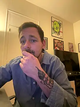 Snapshot of defbond420 chatting on October 26, 10:25 pm defbond420 online show from October 26, 10:25 pm