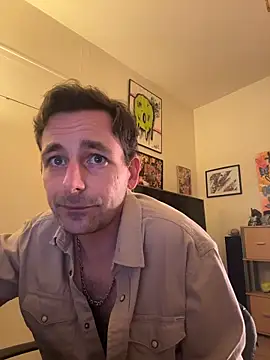 Snapshot of defbond420 chatting on November 15, 9:43 pm defbond420 online show from November 15, 9:43 pm