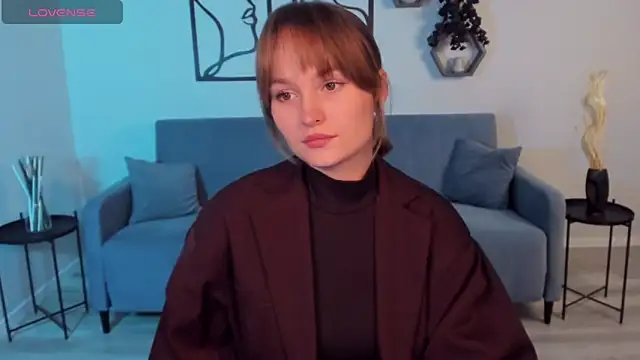 BritnieCute online show from October 17, 5:10 am