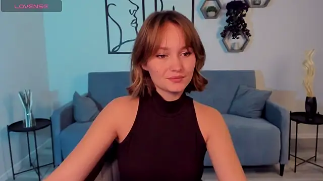 BritnieCute online show from October 27, 5:33 am