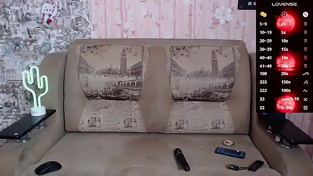 Miya Wey  online show from November 3, 6:09 pm