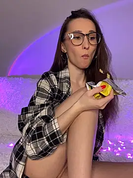 Snapshot of cutte_dora chatting on March 2, 3:08 pm cutte dora online show from March 2, 3:08 pm