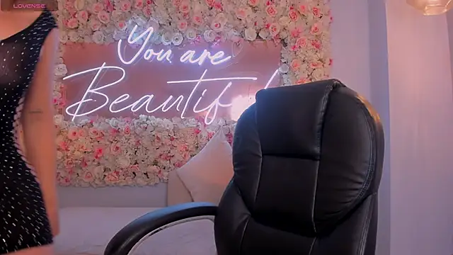 ChloePreston  online show from January 16, 10:41 am