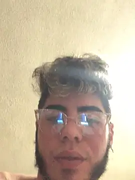 gilbertcronoz online show from November 26, 7:53 am