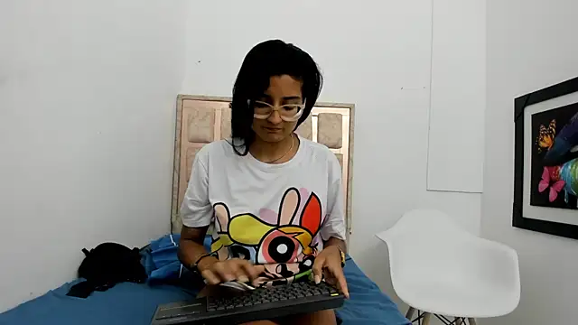 Snapshot of valentina_lov chatting on December 26, 6:12 pm valentina lov online show from December 26, 6:12 pm
