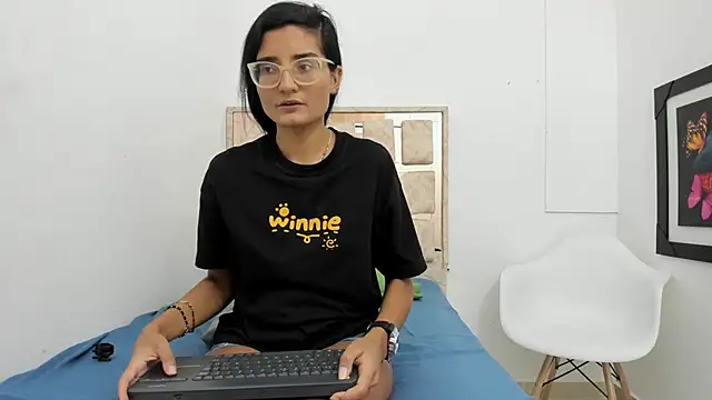 Snapshot of valentina_lov chatting on January 8, 12:05 pm valentina lov online show from January 8, 12:05 pm