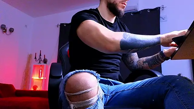 MightyAaron66 online show from January 10, 6:04 am