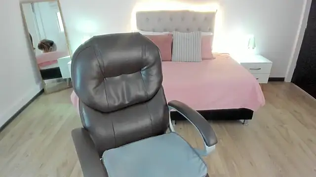 Tamy edwards online show from March 6, 12:12 pm