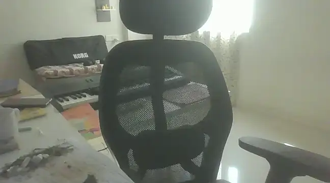 Snapshot of dominanthubby chatting on December 6, 8:37 am dominanthubby online show from December 6, 8:37 am