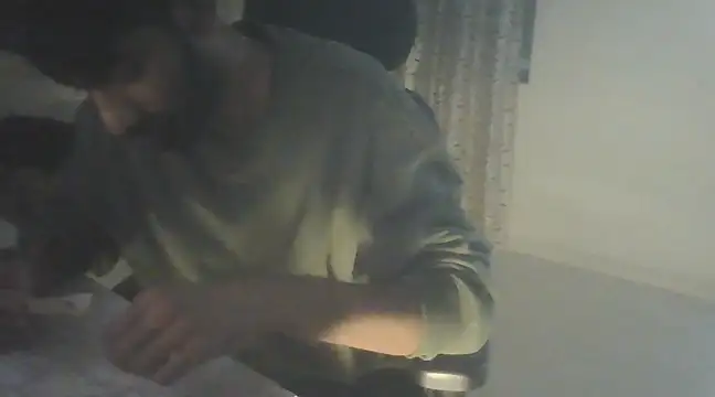 Snapshot of dominanthubby chatting on December 22, 10:15 pm dominanthubby online show from December 22, 10:15 pm