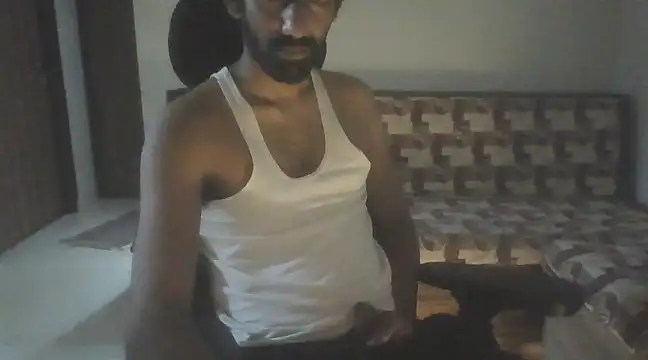 Snapshot of dominanthubby chatting on February 11, 6:55 pm dominanthubby online show from February 11, 6:55 pm