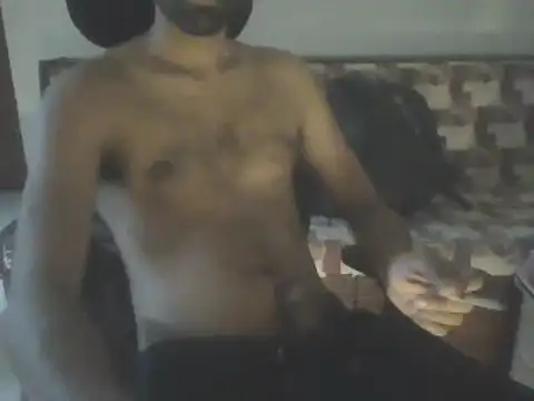 Snapshot of dominanthubby chatting on February 20, 7:41 pm dominanthubby online show from February 20, 7:41 pm