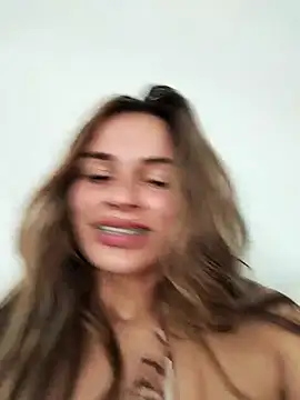 cuteluci  online show from February 17, 5:43 pm