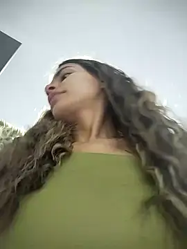 cuteluci  online show from March 19, 10:55 am