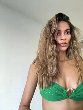 cuteluci  online show from September 10, 11:21 am