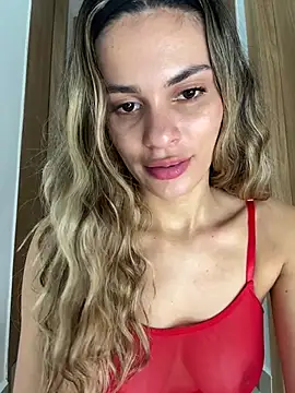 cuteluci  online show from April 6, 1:47 am