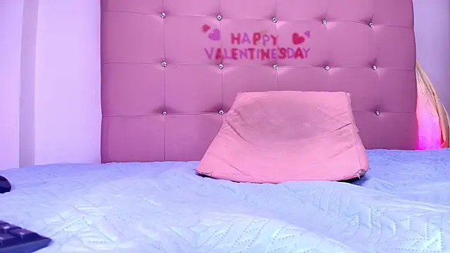 kata hazel online show from February 19, 7:05 pm