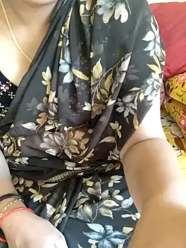 Snapshot of samitasharma chatting on June 29, 6:19 am samitasharma online show from June 29, 6:19 am