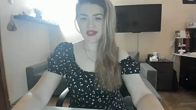 Snapshot of SofiaBells chatting on November 17, 9:37 am SofiaBells online show from November 17, 9:37 am