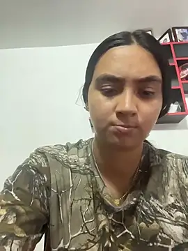 karla nill online show from March 18, 6:55 pm